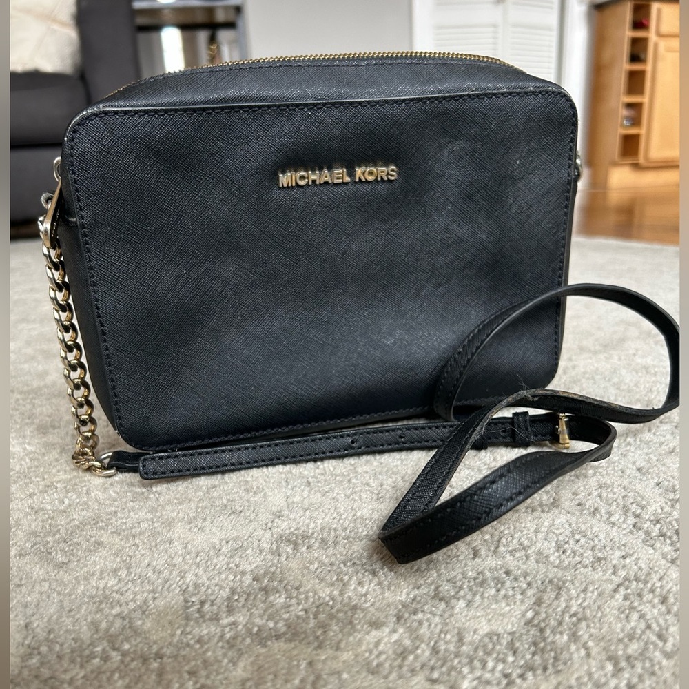 Michael Kors Jet Set Crossbody